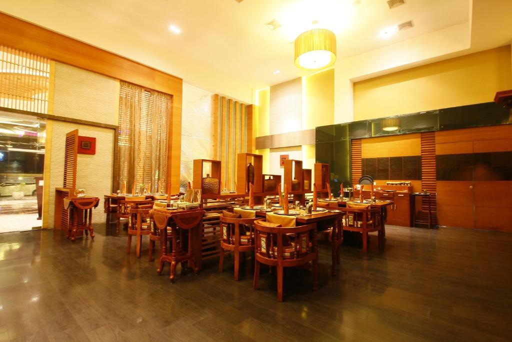 Grand Estancia Selam Zewnętrze zdjęcie