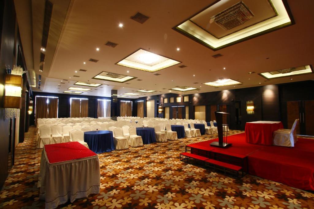Grand Estancia Selam Zewnętrze zdjęcie