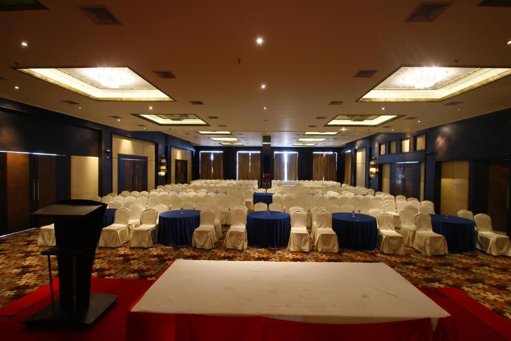 Grand Estancia Selam Zewnętrze zdjęcie